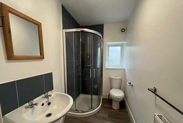 1 bed flat, 17 Woodland Terrace,, Greenbank, Plymouth, PL48NL - Image 3